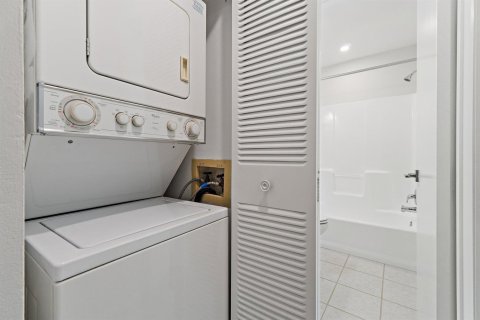 Copropriété à louer à Jupiter, Floride: 2 chambres, 93.55 m2 № 2168140 - photo 25