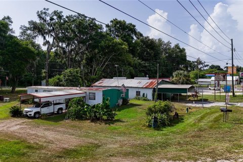 Propiedad comercial en venta en Anthony, Florida, 384.24 m2 № 2206571 - foto 11