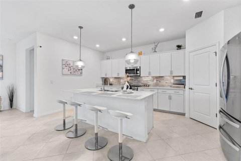 Villa ou maison à louer à Venice, Floride: 4 chambres, 189.06 m2 № 1831257 - photo 4