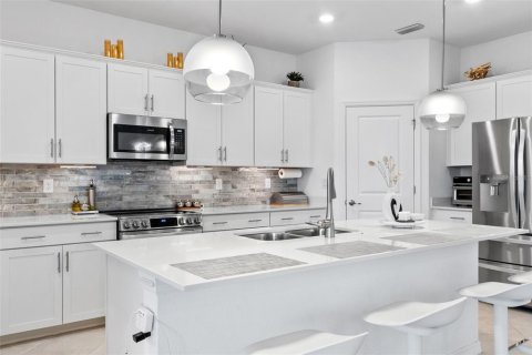 Villa ou maison à louer à Venice, Floride: 4 chambres, 189.06 m2 № 1831257 - photo 8