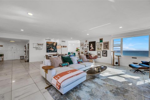 Copropriété à vendre à Miami Beach, Floride: 2 chambres, 235.41 m2 № 2061524 - photo 5