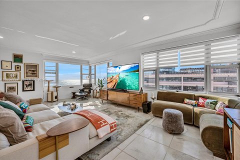 Copropriété à vendre à Miami Beach, Floride: 2 chambres, 235.41 m2 № 2061524 - photo 3