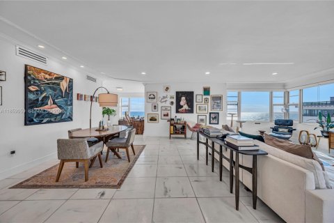 Copropriété à vendre à Miami Beach, Floride: 2 chambres, 235.41 m2 № 2061524 - photo 7