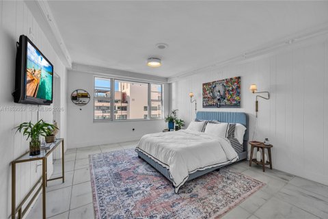 Copropriété à vendre à Miami Beach, Floride: 2 chambres, 235.41 m2 № 2061524 - photo 10