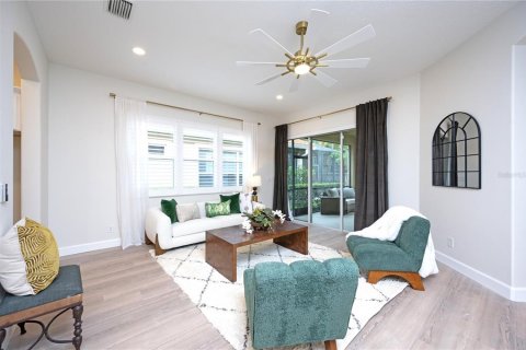House in Tampa, Florida 3 bedrooms, 167.22 sq.m. № 1846548 - photo 7