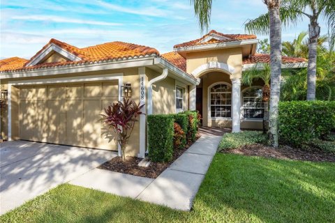 House in Tampa, Florida 3 bedrooms, 167.22 sq.m. № 1846548 - photo 14