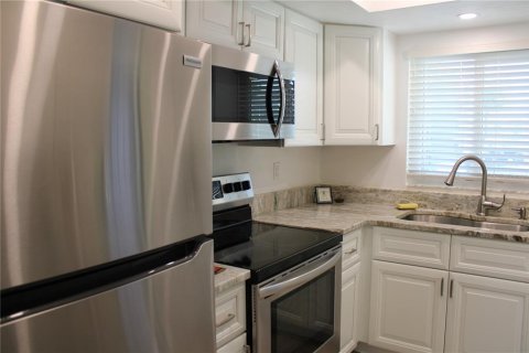 Appartement à louer à Bradenton, Floride: 2 chambres, 96.62 m2 № 2438038 - photo 5