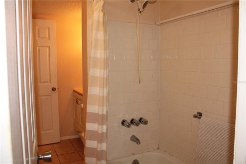 Appartement à louer à Bradenton, Floride: 2 chambres, 96.62 m2 № 2438038 - photo 21
