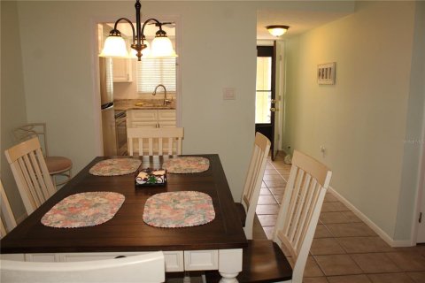 Appartement à louer à Bradenton, Floride: 2 chambres, 96.62 m2 № 2438038 - photo 8