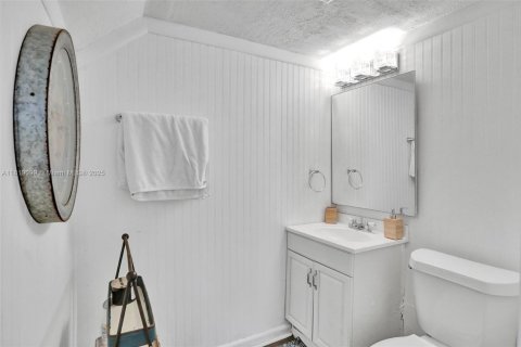 Townhouse in Lauderhill, Florida 2 bedrooms, 87.33 sq.m. № 1776476 - photo 15