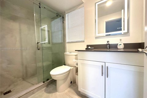 Condo in Sunrise, Florida, 1 bedroom  № 1863661 - photo 30