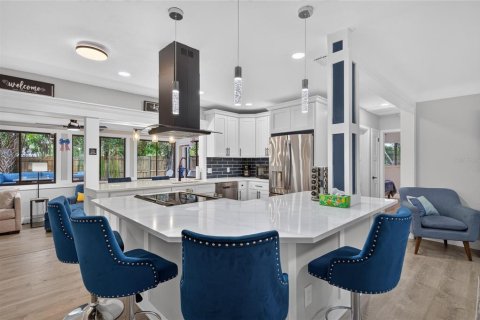Casa en venta en Saint Petersburg, Florida, 3 dormitorios, 139.35 m2 № 2207677 - foto 7