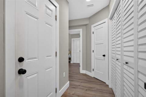 Casa en venta en Saint Petersburg, Florida, 3 dormitorios, 139.35 m2 № 2207677 - foto 20