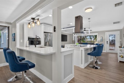 Casa en venta en Saint Petersburg, Florida, 3 dormitorios, 139.35 m2 № 2207677 - foto 9