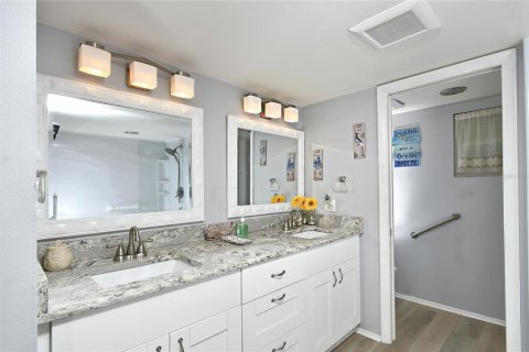 Condo in Punta Gorda, Florida, 2 bedrooms  № 1831720 - photo 27