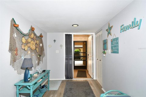 Condo in Punta Gorda, Florida, 2 bedrooms  № 1831720 - photo 8