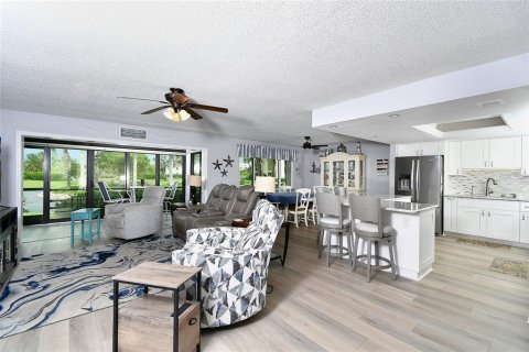 Condo in Punta Gorda, Florida, 2 bedrooms  № 1831720 - photo 12