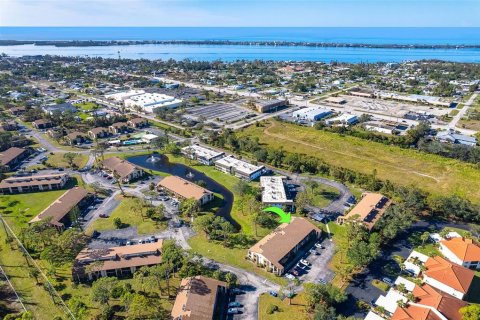 Condominio en venta en Englewood, Florida, 2 dormitorios, 85.56 m2 № 1886437 - foto 29