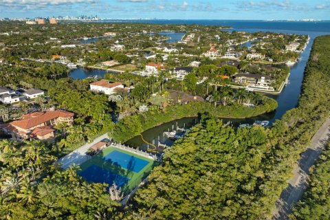 Terreno en venta en Coral Gables, Florida № 1811411 - foto 26