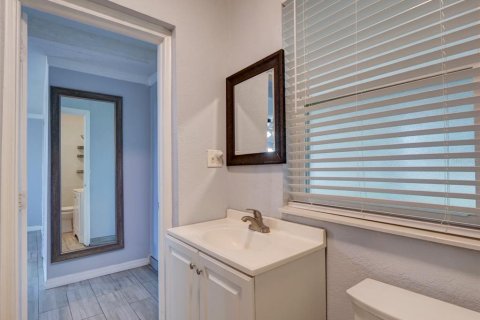 Villa ou maison à vendre à Casselberry, Floride: 4 chambres, 196.77 m2 № 2316587 - photo 25