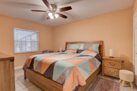 Villa ou maison à vendre à Casselberry, Floride: 4 chambres, 196.77 m2 № 2316587 - photo 18