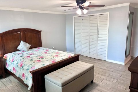 Villa ou maison à vendre à Casselberry, Floride: 4 chambres, 196.77 m2 № 2316587 - photo 23