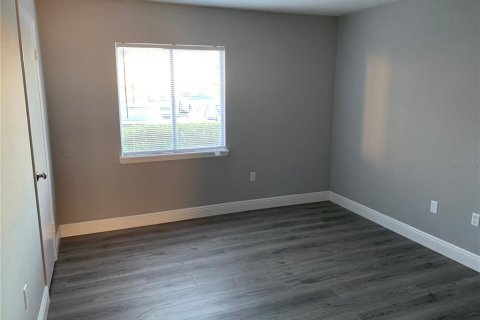 Condominio en alquiler en Orlando, Florida, 3 dormitorios, 132.48 m2 № 1785553 - foto 8