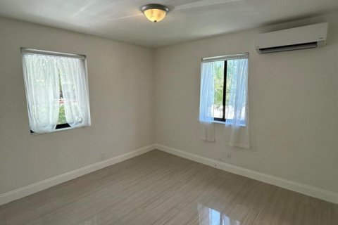 Apartamento en alquiler en Fort Lauderdale, Florida, 2 dormitorios, 1107.95 m2 № 2087929 - foto 11