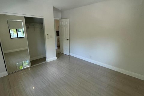 Apartamento en alquiler en Fort Lauderdale, Florida, 2 dormitorios, 1107.95 m2 № 2087929 - foto 9