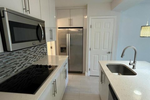 Apartamento en alquiler en Fort Lauderdale, Florida, 2 dormitorios, 1107.95 m2 № 2087929 - foto 5