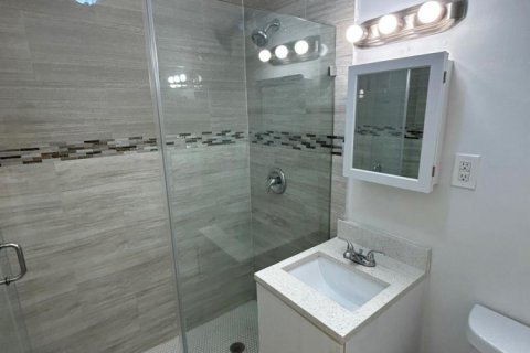 Apartamento en alquiler en Fort Lauderdale, Florida, 2 dormitorios, 1107.95 m2 № 2087929 - foto 13