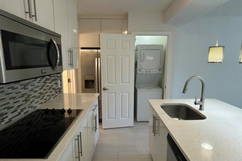 Apartamento en alquiler en Fort Lauderdale, Florida, 2 dormitorios, 1107.95 m2 № 2087929 - foto 6