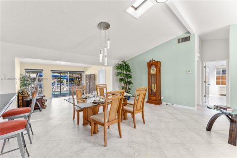 Купить виллу или дом в Форт-Лодердейл, Флорида 3 спальни, 141.3м2, № 1954978 - фото 17