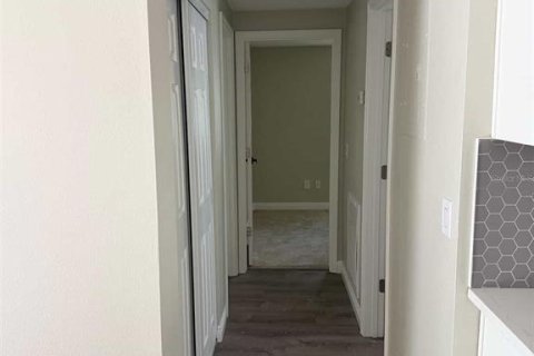 Снять в аренду квартиру в Тампа, Флорида 3 комнаты, 72.84м2, № 2101413 - фото 4