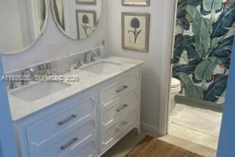 Condominio en venta en West Palm Beach, Florida, 2 dormitorios, 112.04 m2 № 1996821 - foto 16