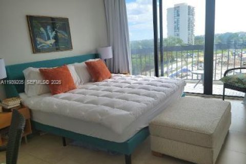 Condominio en venta en West Palm Beach, Florida, 2 dormitorios, 112.04 m2 № 1996821 - foto 10