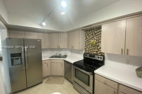 Condominio en venta en West Palm Beach, Florida, 2 dormitorios, 112.04 m2 № 1996821 - foto 9