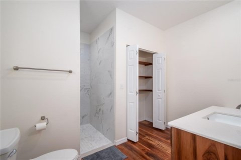 Casa en venta en Fort MC Coy, Florida, 4 dormitorios, 227.61 m2 № 2098046 - foto 16