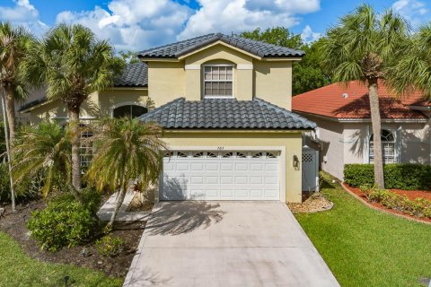 House in Stuart, Florida 4 bedrooms, 219.44 sq.m. № 2188909 - photo 8