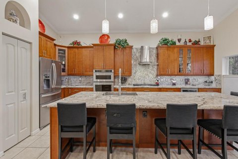 House in Stuart, Florida 4 bedrooms, 219.44 sq.m. № 2188909 - photo 13