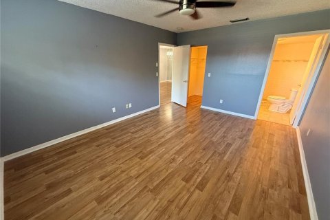 Condominio en alquiler en Belleair, Florida, 2 dormitorios, 106.47 m2 № 1800482 - foto 13