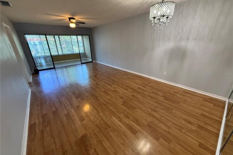 Condominio en alquiler en Belleair, Florida, 2 dormitorios, 106.47 m2 № 1800482 - foto 3