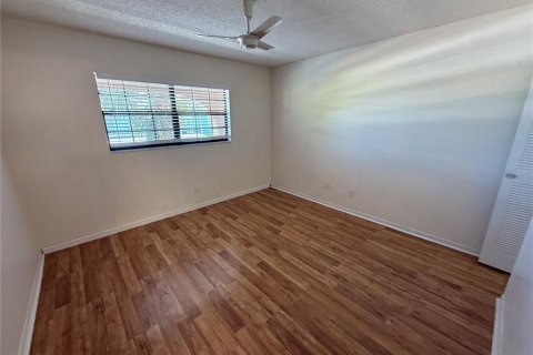Condominio en alquiler en Belleair, Florida, 2 dormitorios, 106.47 m2 № 1800482 - foto 16