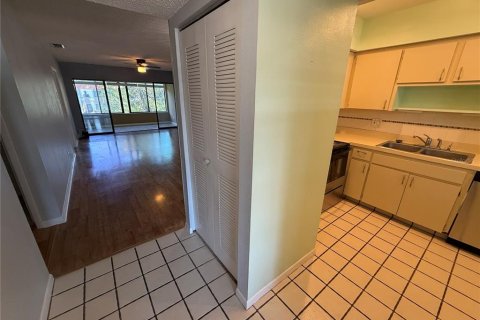 Condominio en alquiler en Belleair, Florida, 2 dormitorios, 106.47 m2 № 1800482 - foto 8