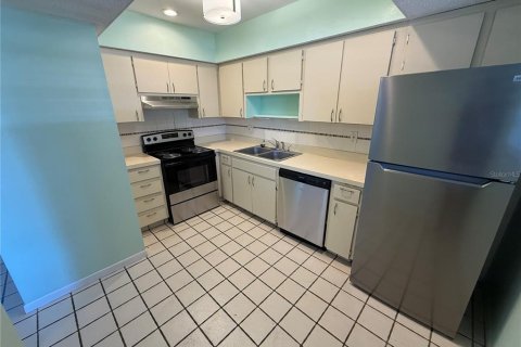 Condominio en alquiler en Belleair, Florida, 2 dormitorios, 106.47 m2 № 1800482 - foto 11