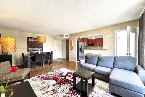 Copropriété à louer à Miami, Floride: 1 chambre, 77.48 m2 № 1633150 - photo 8