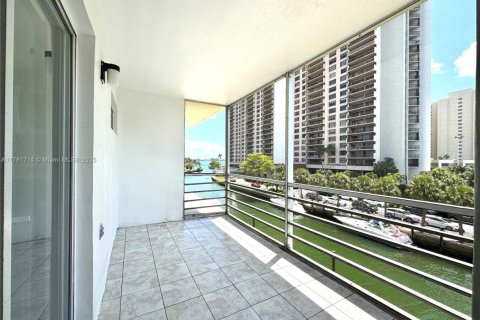 Copropriété à louer à Miami, Floride: 1 chambre, 77.48 m2 № 1633150 - photo 27