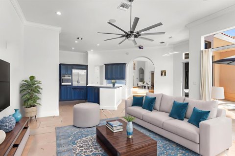 House in Lake Worth, Florida 6 bedrooms, 405.33 sq.m. № 2185247 - photo 19