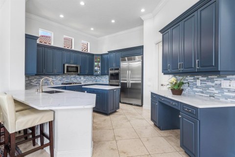 House in Lake Worth, Florida 6 bedrooms, 405.33 sq.m. № 2185247 - photo 20