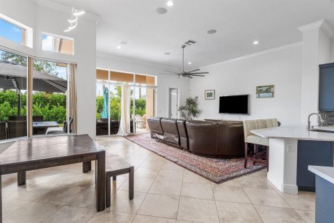 House in Lake Worth, Florida 6 bedrooms, 405.33 sq.m. № 2185247 - photo 15